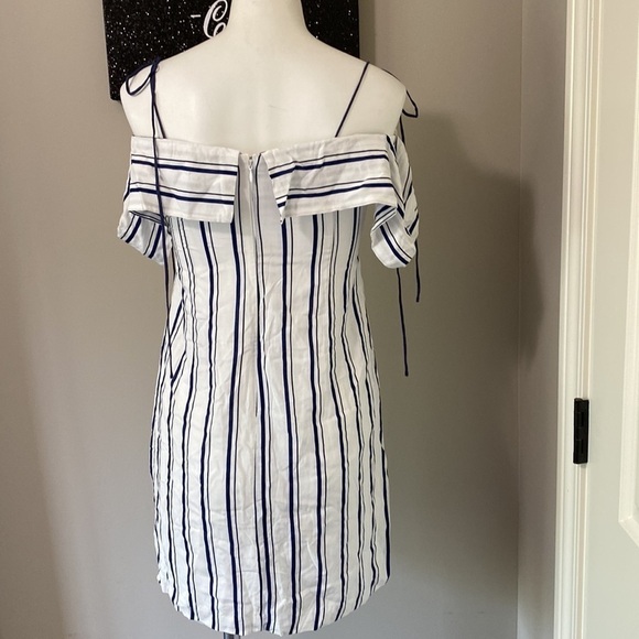 Revolve Line and Dot Gavin Dress in Midnight Blue Blogger Fav Revolve Sz M - Picture 10 of 14